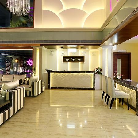 Hotel Moonlit Regency Thodupuzha Eksteriør billede