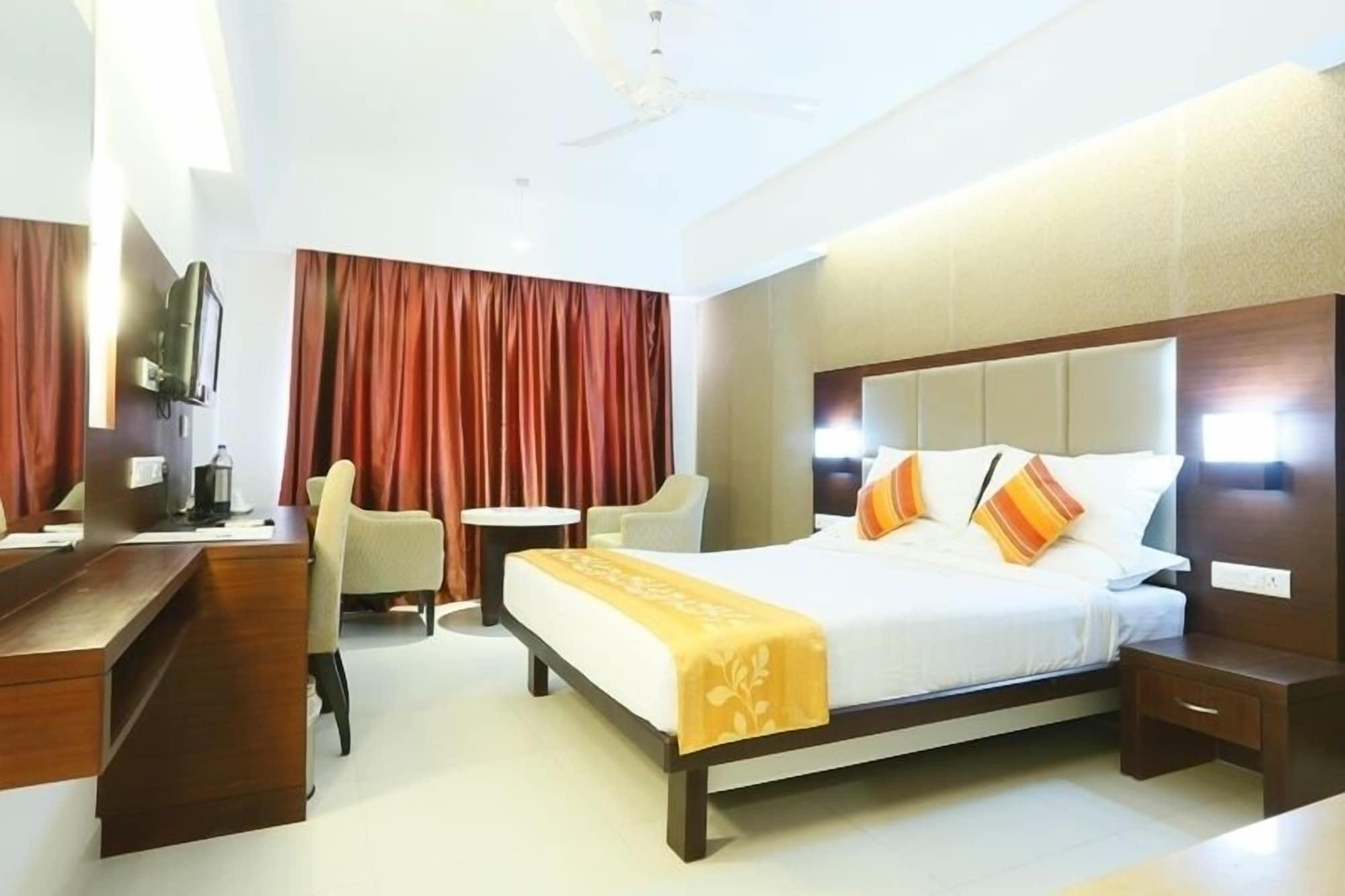 Hotel Moonlit Regency Thodupuzha Eksteriør billede