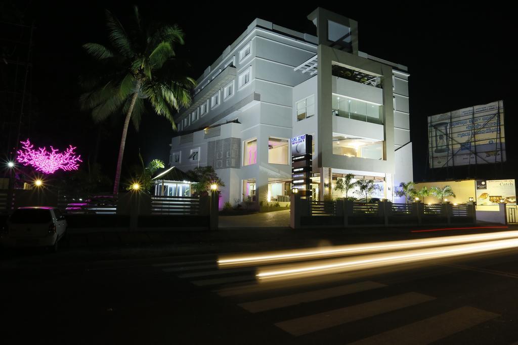 Hotel Moonlit Regency Thodupuzha Eksteriør billede