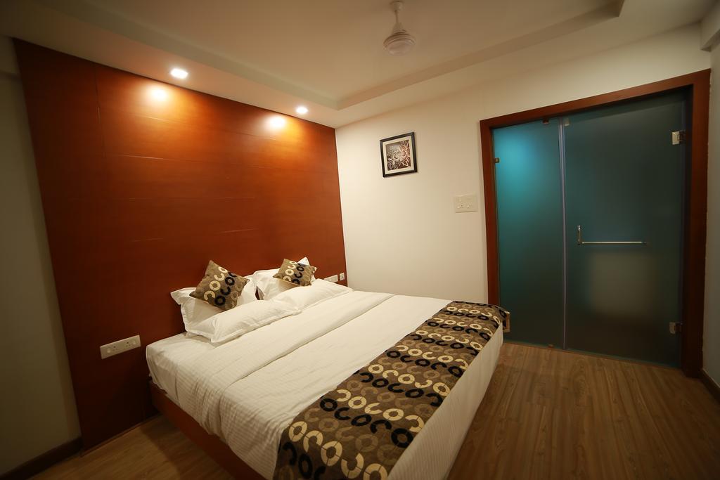 Hotel Moonlit Regency Thodupuzha Eksteriør billede
