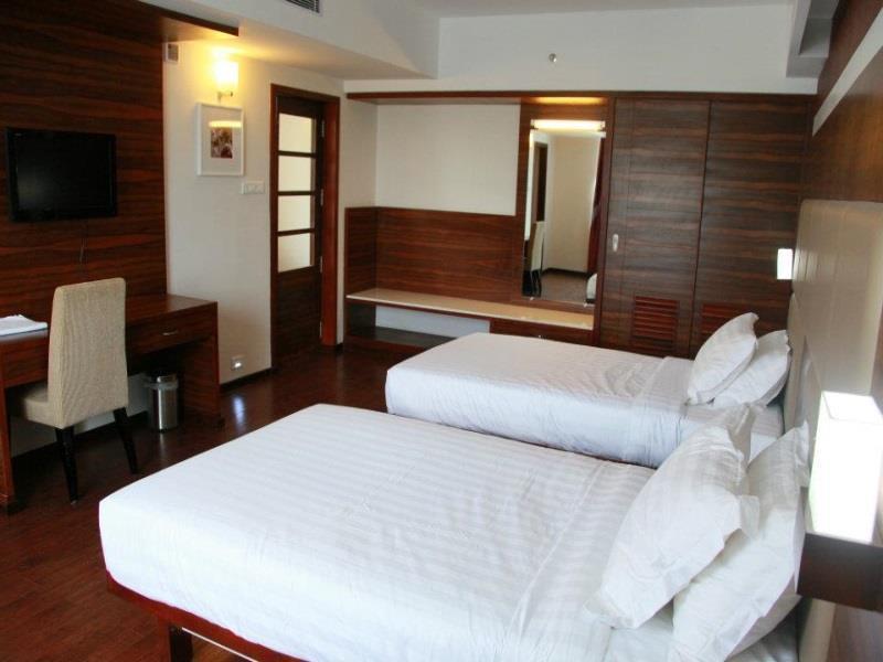 Hotel Moonlit Regency Thodupuzha Eksteriør billede